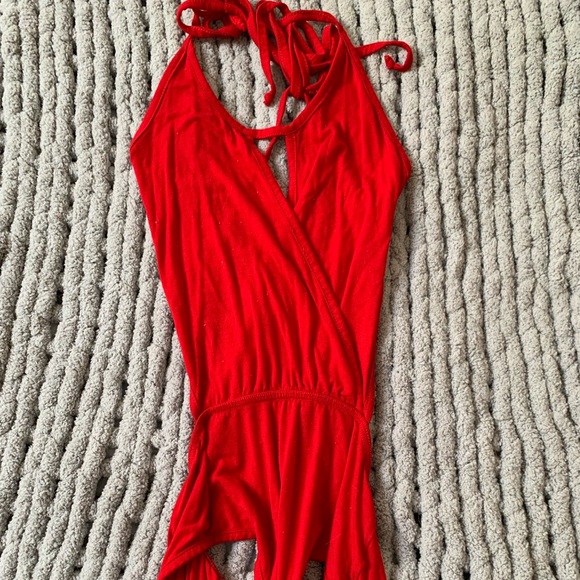 BooHoo Red Bodysuit - Picture 1 of 2